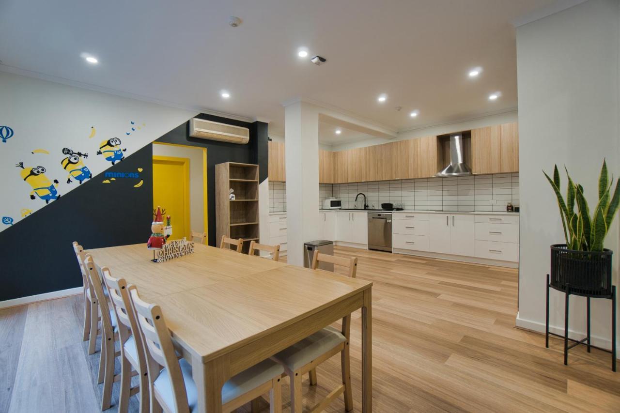 Dreamy Stays Accommodation - Private Rooms With Shared Bathrooms แอดิเลด ภายนอก รูปภาพ