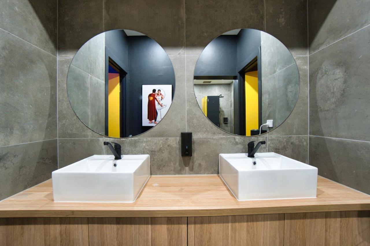 Dreamy Stays Accommodation - Private Rooms With Shared Bathrooms แอดิเลด ภายนอก รูปภาพ