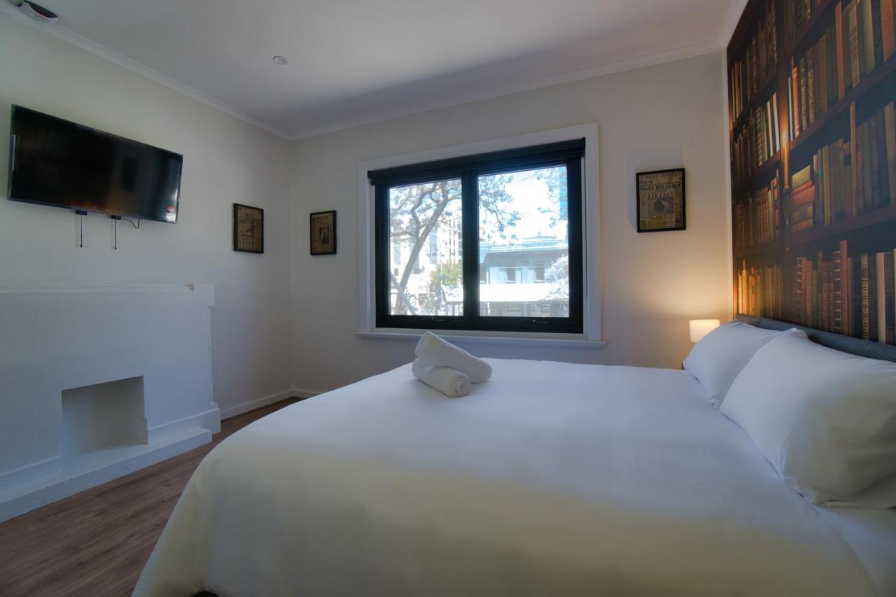 Dreamy Stays Accommodation - Private Rooms With Shared Bathrooms แอดิเลด ภายนอก รูปภาพ