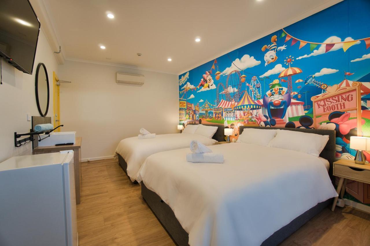 Dreamy Stays Accommodation - Private Rooms With Shared Bathrooms แอดิเลด ภายนอก รูปภาพ