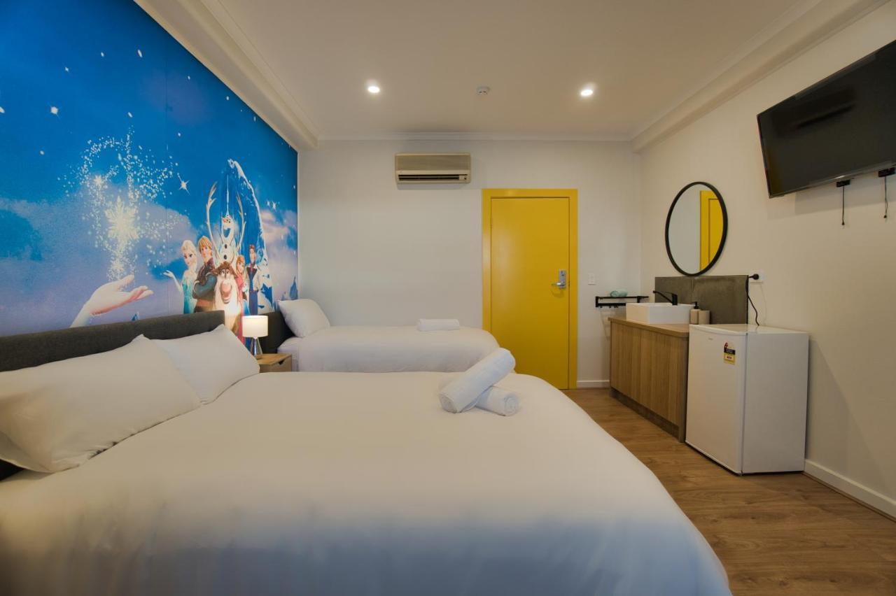 Dreamy Stays Accommodation - Private Rooms With Shared Bathrooms แอดิเลด ภายนอก รูปภาพ