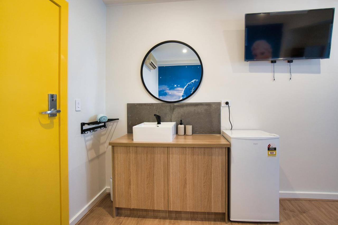 Dreamy Stays Accommodation - Private Rooms With Shared Bathrooms แอดิเลด ภายนอก รูปภาพ